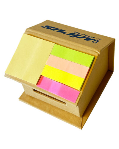 Domki z kartkami samoprzylepnymi